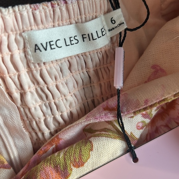 Avec Les Filles Floral-Print Twist Bodice Midi Dress - Picture 10 of 12